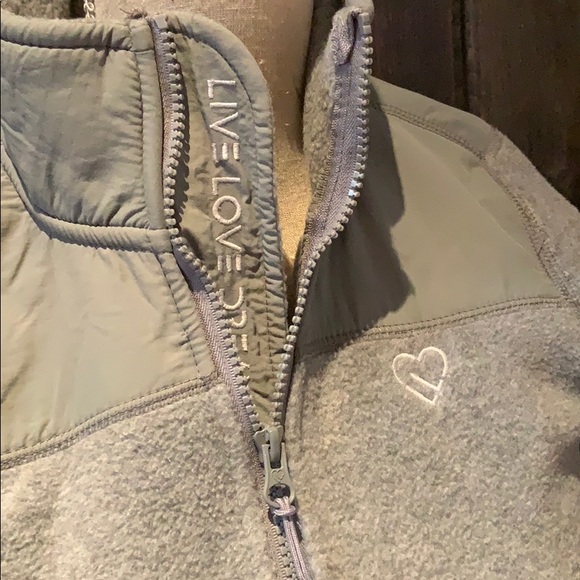 Live Love Dream zip up sweater jacket - Picture 2 of 8